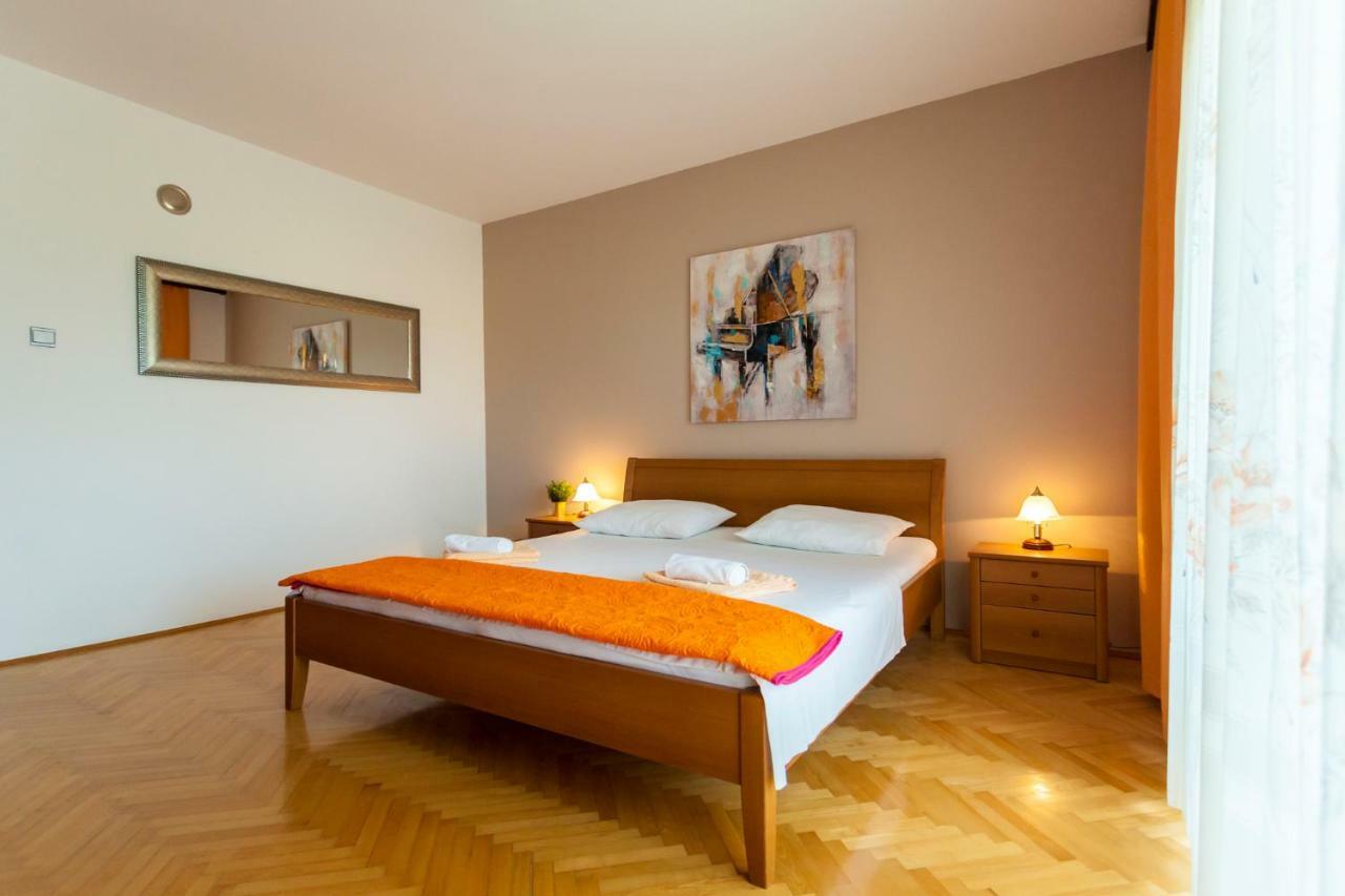 Apartment Meri Krk Town Dış mekan fotoğraf
